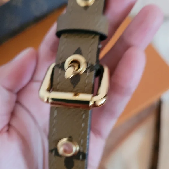 ❗SOLD off PM Authentic Métis reverse❗ - Picture 5 of 16